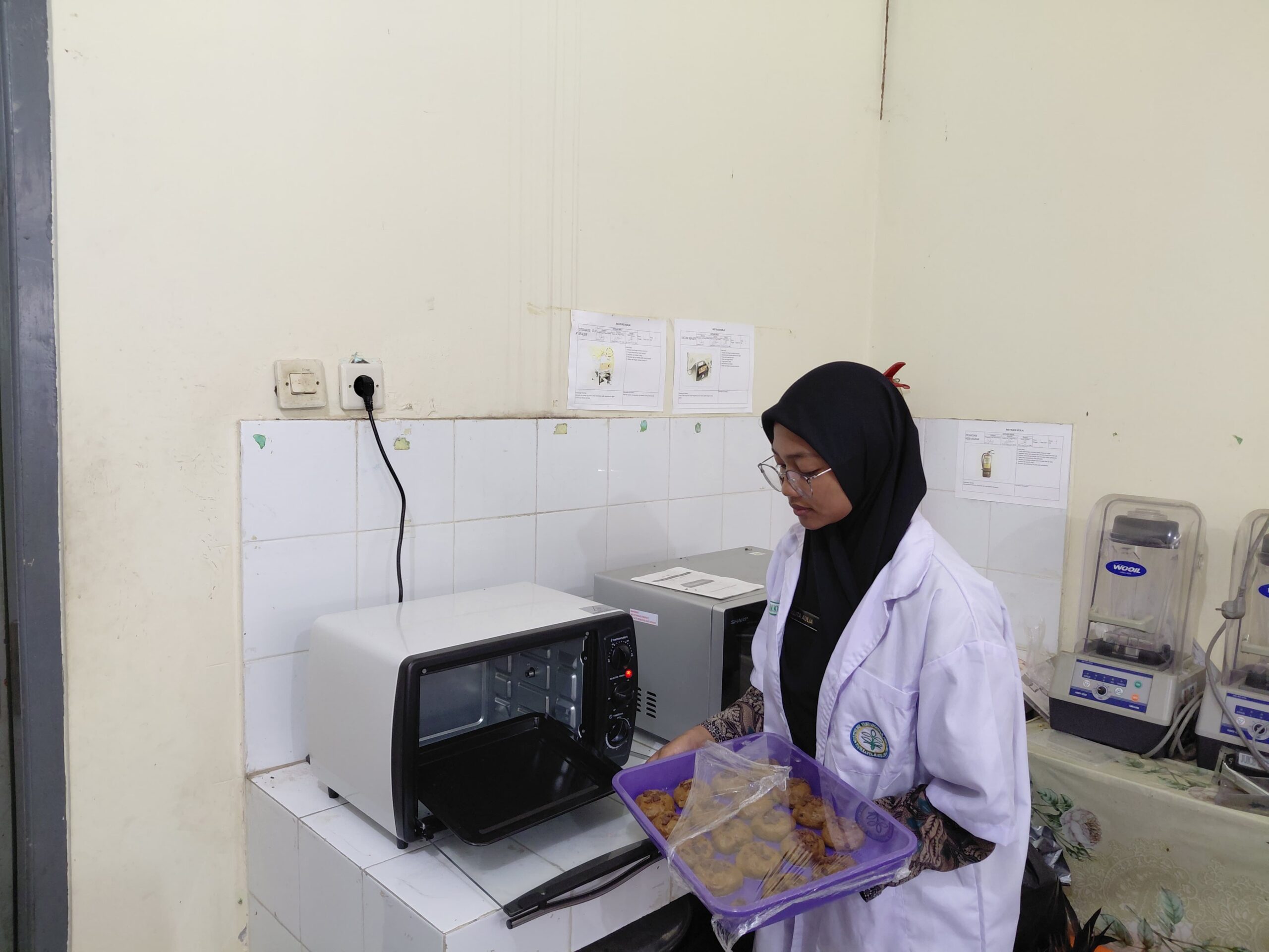 Fasilitas Lab